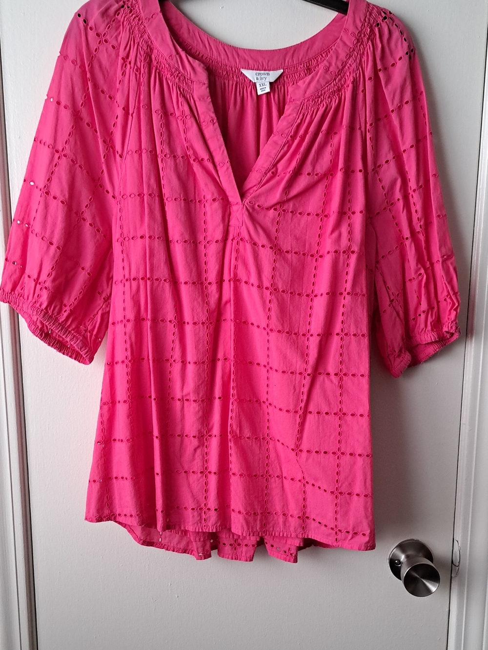 Croft & Barrow Pink Eyelet Peasant Top